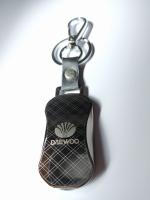 26 Брелок "машинка" DAEWOO